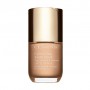 Стойкий тональный флюид для лица Clarins Everlasting Youth Fluid SPF 15 с омолаживающим действием, 108 Sand, 30 мл