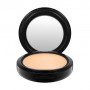 Матирующая пудра-основа для лица M.A.C Studio Fix Powder Plus Foundation, NC15, 15 г