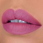 Жидкая матовая помада для губ NYX Professional Makeup Lip Lingerie XXL Matte Liquid Lipstick 06 Peach Flirt, 4 мл