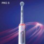 Электрическая зубная щетка Oral-B Pro 3-3000, 1 шт