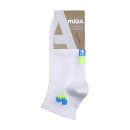 Носки женские AmiGA средние, белые с черным сердцем, размер 23-25