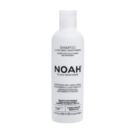 Укрепляющий шампунь для волос NOAH Shampoo With Black Pepper And Peppermint с черным перцем и мятой, 250 мл