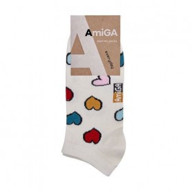 Носки женские AmiGA Разноцветные сердца, укороченные, белые, размер 23-25