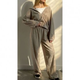 Костюм женский Twins Лео, махра, кофта с капюшоном и штаны, бежевый, размер M (13739)