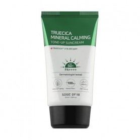 Успокаивающий солнцезащитный крем Some By Mi Truecica Mineral 100 Calming Tone-Up Suncream SPF 50+ PA++++, для проблемной, чувст