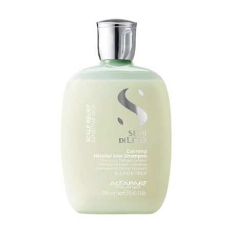 Успокаивающий мицеллярный шампунь для волос Alfaparf Semi Di Lino Scalp Relief Calming Micellar Low Shampoo, 250 мл