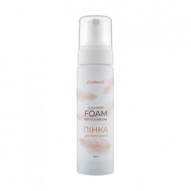 Пенка для умывания chudesnik Cleansing Foam With Charcoal, 200 мл