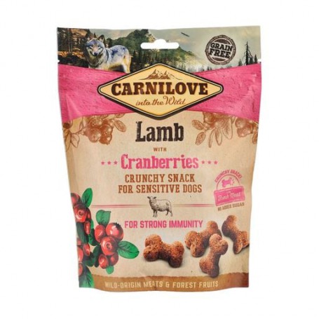 Лакомство для собак Carnilove Crunchy Snack с ягненком и клюквой, 200 г