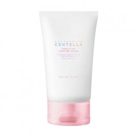 Легкий крем-гель для лица Skin1004 Madagascar Centella Poremizing Light Gel Cream для сужения пор, 75 мл
